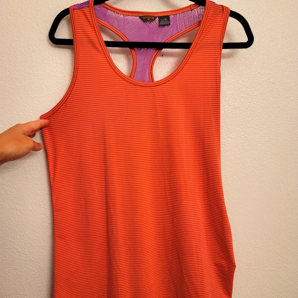 Merrell work out shirt